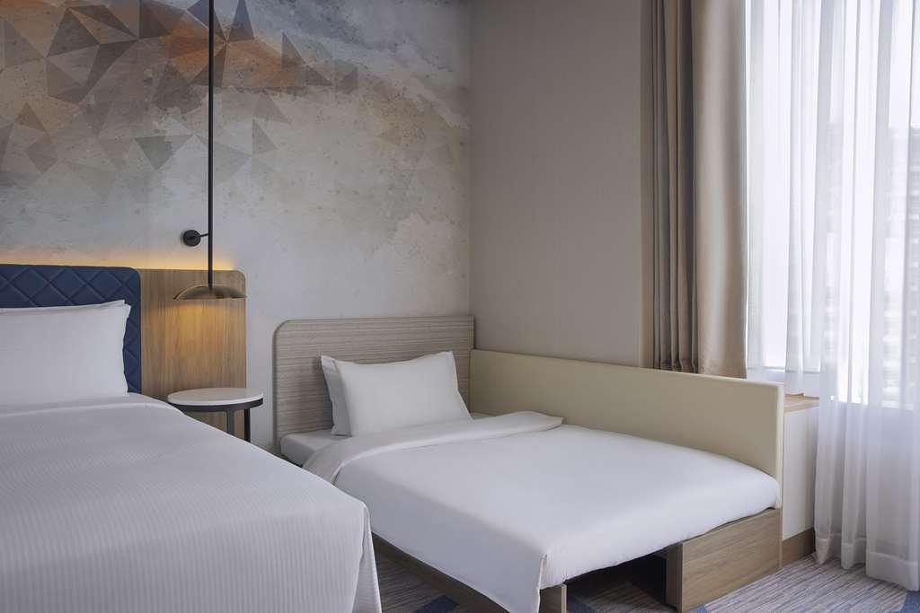 Hilton Garden Inn Dubai Business Bay Værelse billede