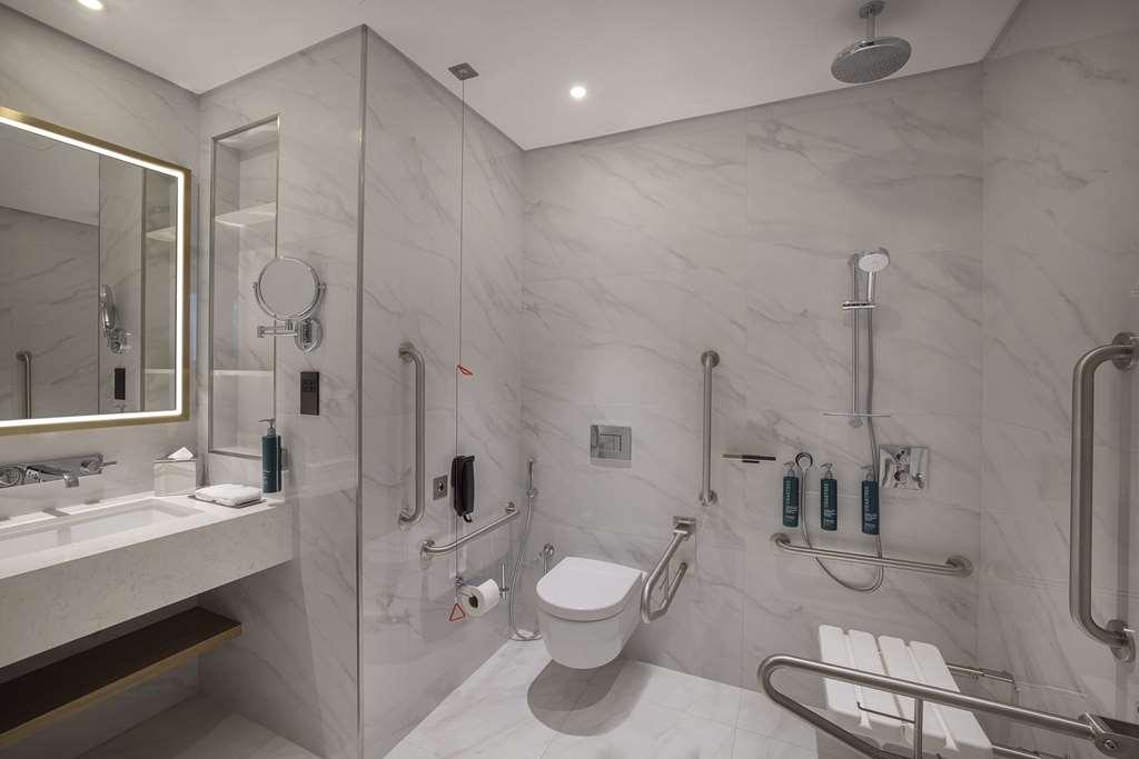 Hilton Garden Inn Dubai Business Bay Værelse billede